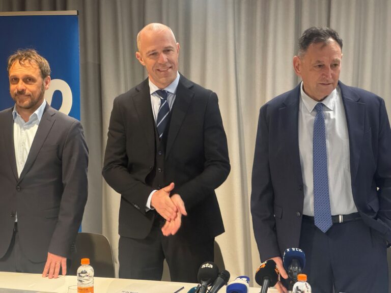 (VIDEO) Dars lani z rekordnimi prihodki