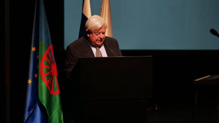 “Kako smo lahko zabredli tako daleč?” – Milan Kučan po dogajanju v Novem mestu  o”bolečih izkušnjah iz poslednjih let življenja v nekdanji skupni državi Jugoslaviji”