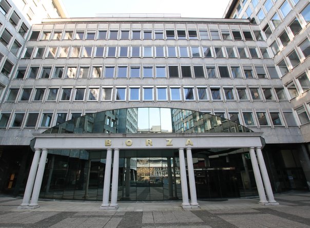 (V ŽIVO) Golobova vlada blokirala hrvaški prevzem Ljubljanske borze