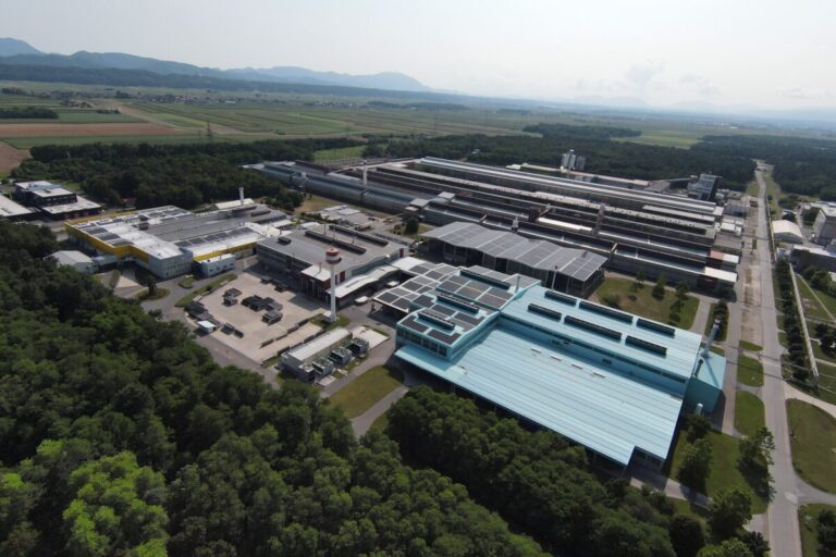 Talum načrtuje sončne elektrarne na zaprtih odlagališčih odpadkov v Kidričevem