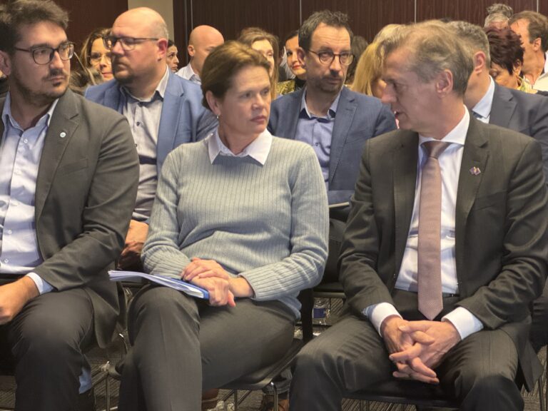 (V ŽIVO) Svet stranke Gibanje Svoboda potrjuje volilni program in kandidatno listo