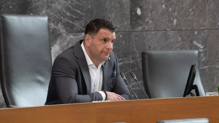 (VIDEO) “A ste gledali Titanik ? No jaz sem “ledena gora” – Zoran Stevanović na Instgramu