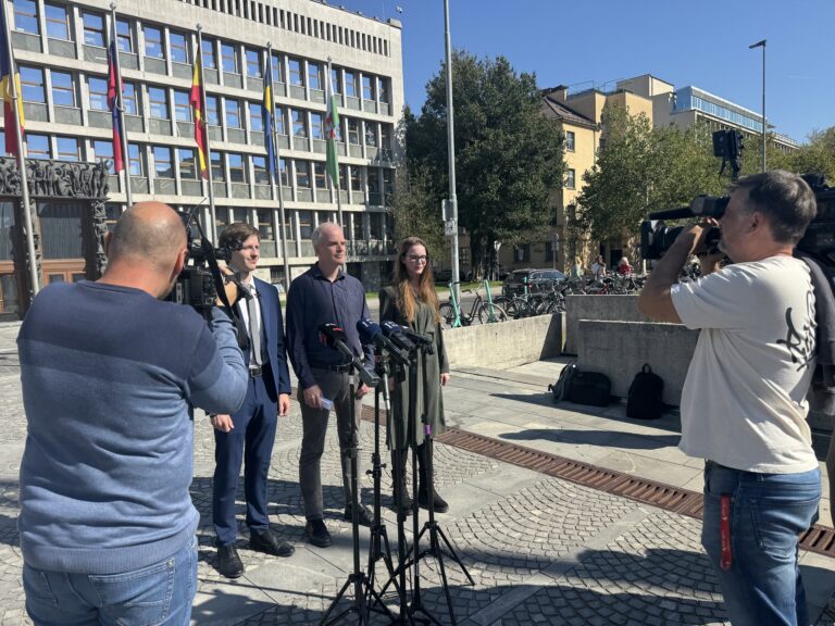 (VIDEO) Christian Moe, državljan Kraljevine Norveške, ki živi v Ljubljani že 24 let, v oceno ustavnosti zakona o lokalnih volitvah
