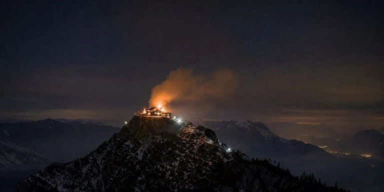(VIDEO) Zagorelo v Orlovem gnezdu, poletni rezidenci nacističnega voditelja Adolfa Hitlerja na Bavarskem