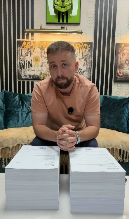 (VIDEO) “Podpora, ki jo imaš na socialnih omrežjih je čisto nekaj drugega je podpora v realnem” – Spletni vplivnež Repič neizmerno hvaležen za podpise