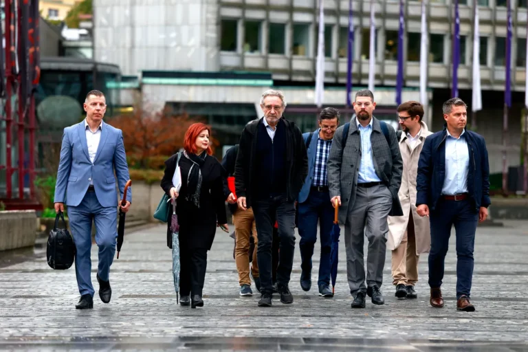 (VIDEO) Sindikati prepričani, da bodo premagali Janševo koalicijo na decembrskem referendumu