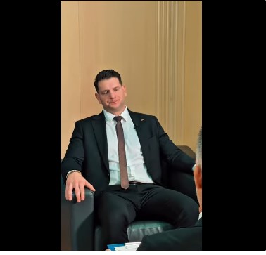 (VIDEO) “Zlorabili so me” – Zoran Stevanović v oddaja Fokus “v obliki trilerja… izrezane izjave, črno beli posnetki, borbena glasba v ozadju…”